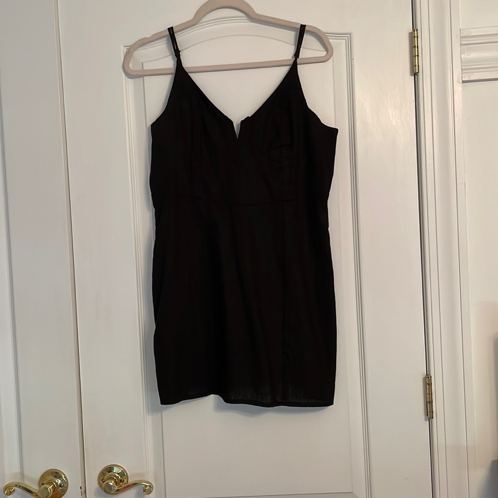Kendall & Kylie Sleeveless Little Black Dress with Adjustable Straps Size L